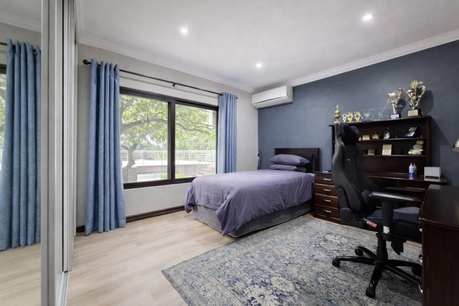 6 Bedroom Property for Sale in Cashan North West